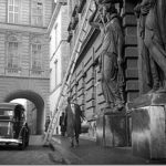 merdivenin-altindan-gecmek