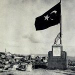 Kurt ve Türk Bayrağı
