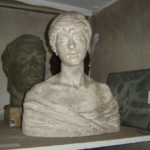 genç-kadın-büstü